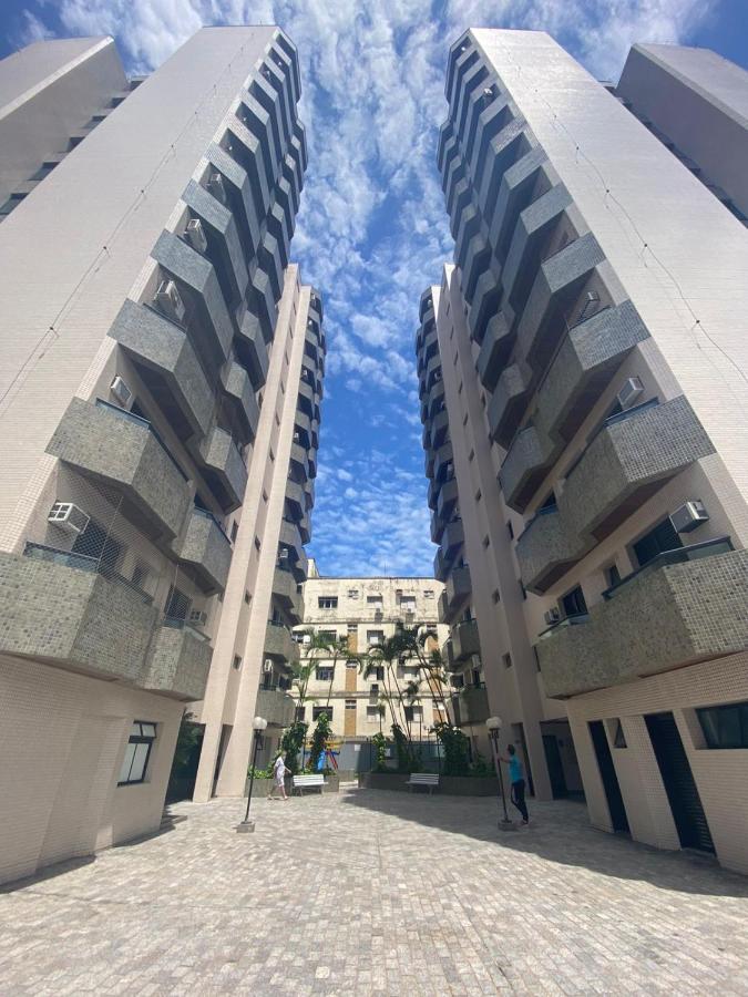 Apto A 2 Min A Pe Da Praia - Edificio Monte Carmel Guaruja Exterior photo